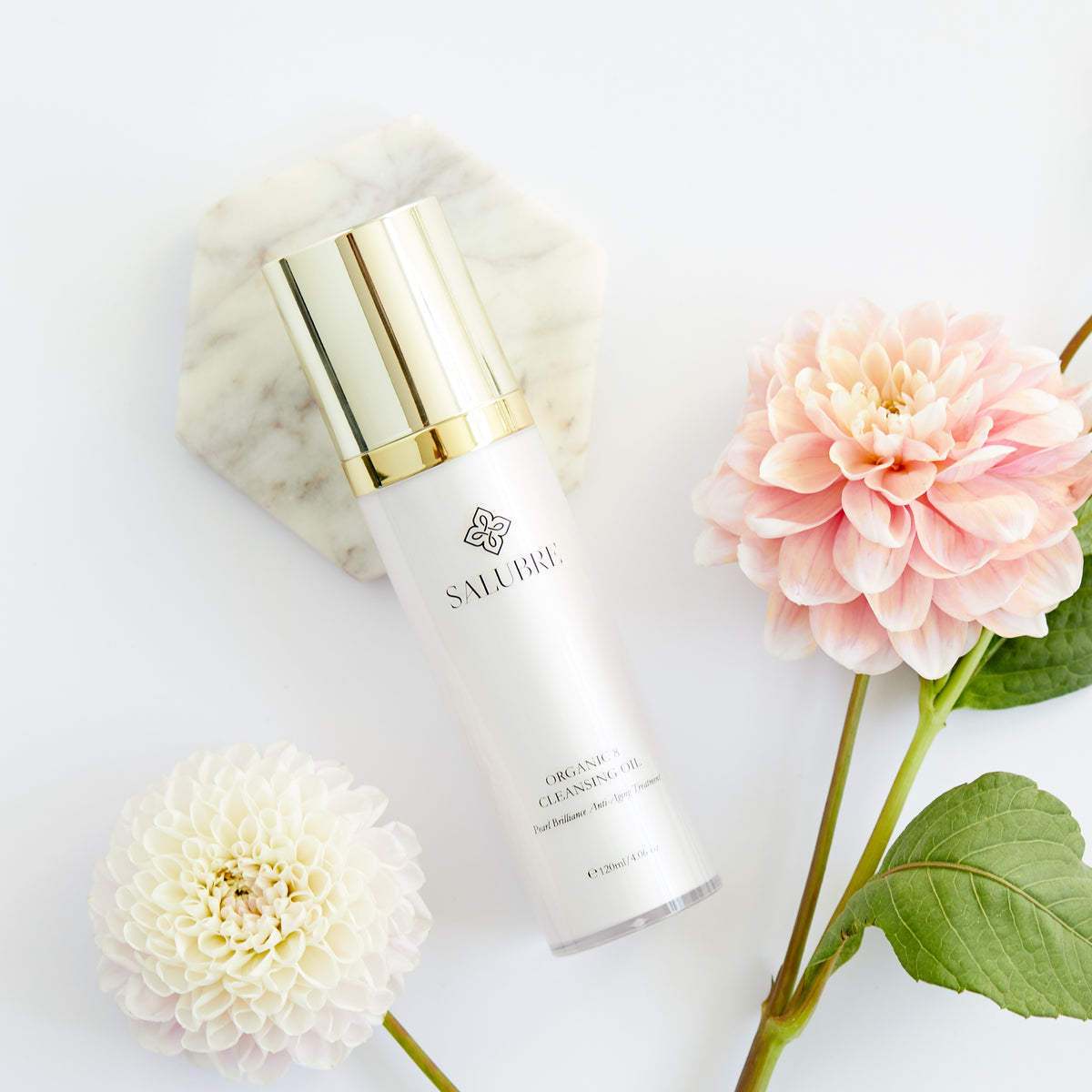 Gently remove impurities and make up with our Organic Anti-Ageing Cleansing Oils
