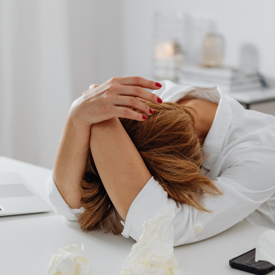 Could Your Thyroid Be Behind Your Fatigue, Weight Changes, or Brain Fog? What You Need to Know (Thyroid Awareness Perspective)