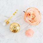 Anti-ageing serum with collagen boosting antioxidants.